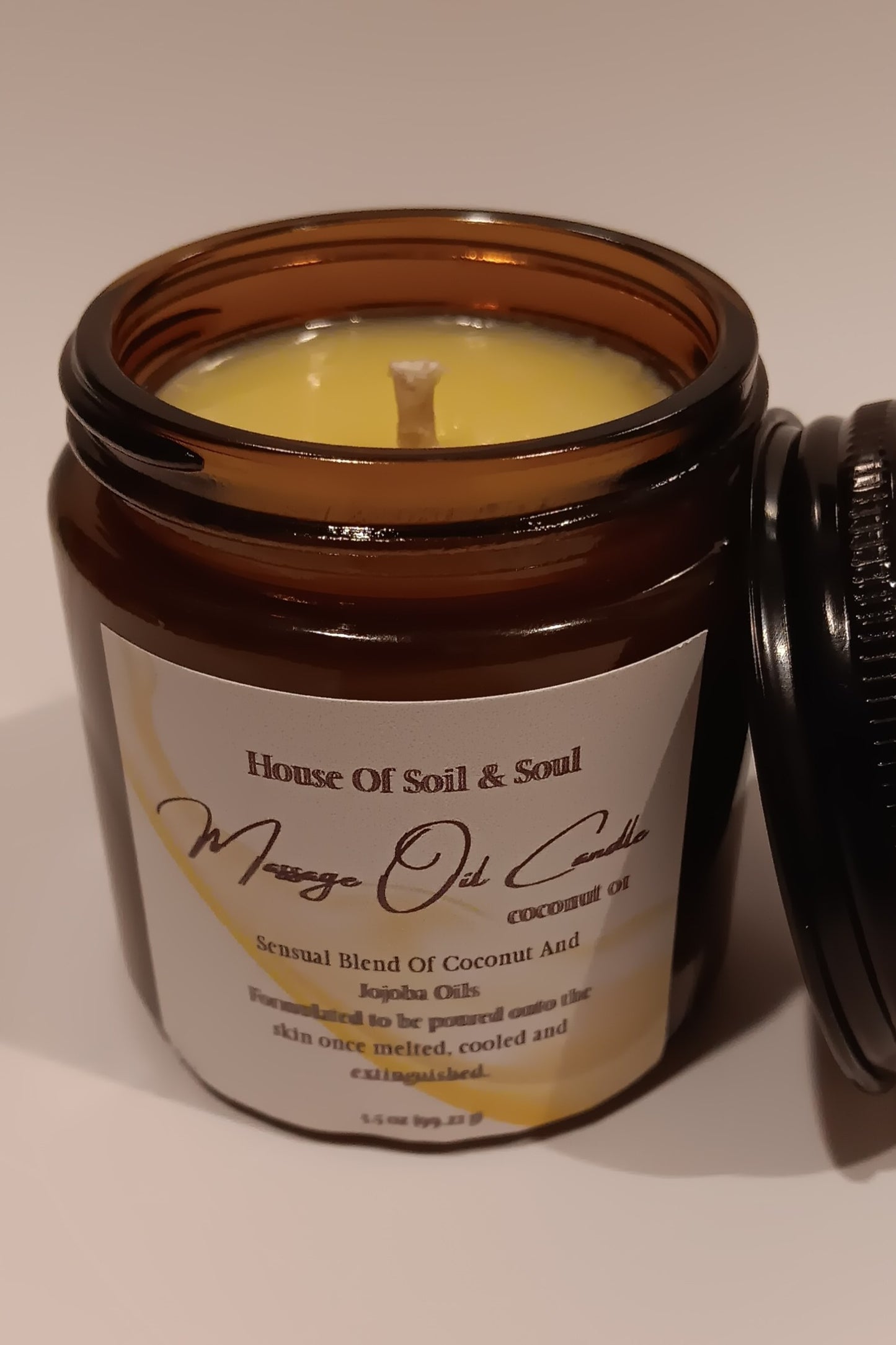 Coconut 01 Massage Oil Candle